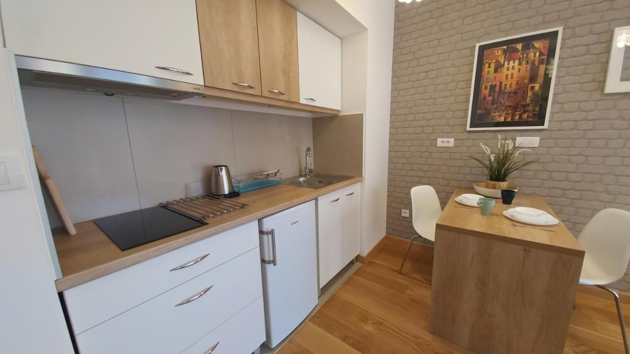 Apartments Delta A Blok - Savada 베오그라드 외부 사진
