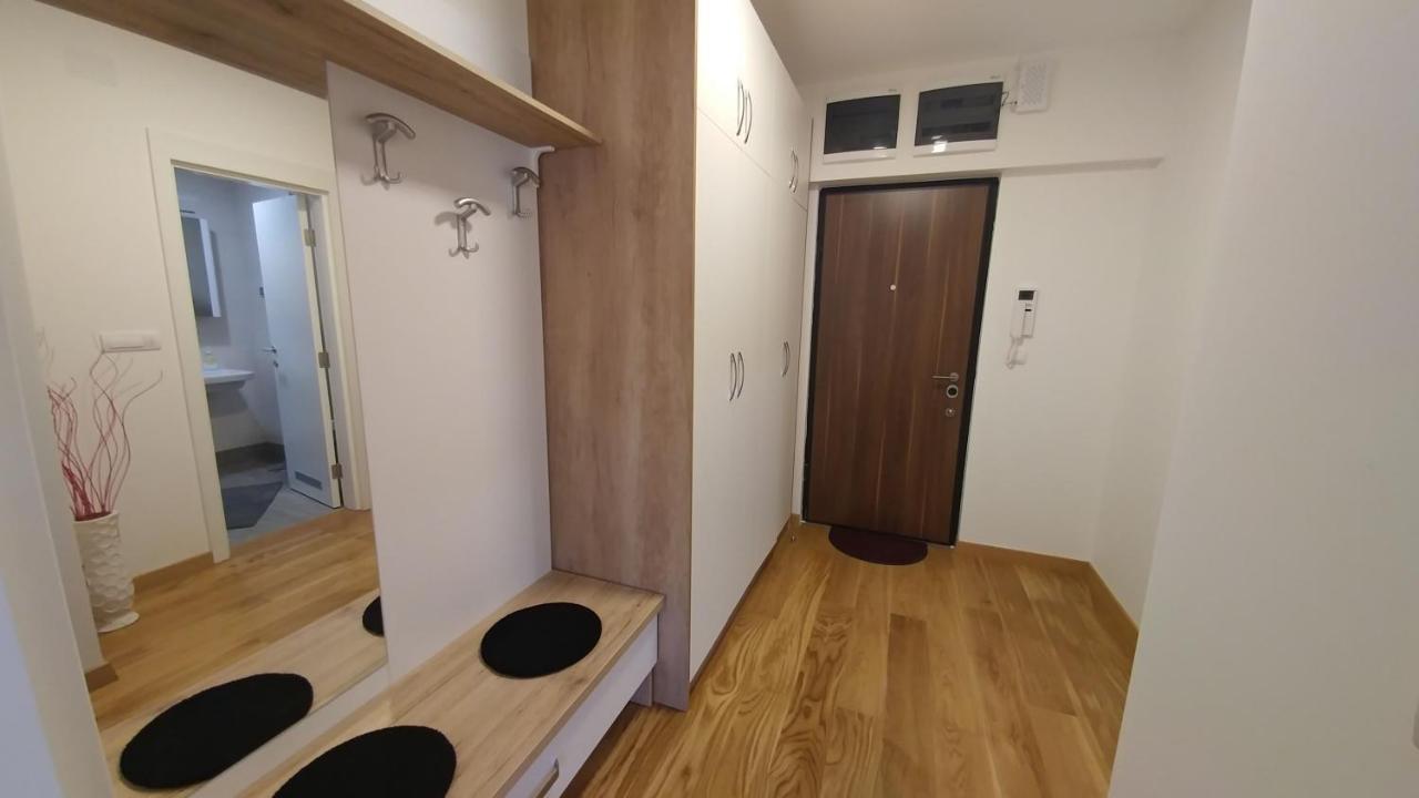 Apartments Delta A Blok - Savada 베오그라드 외부 사진
