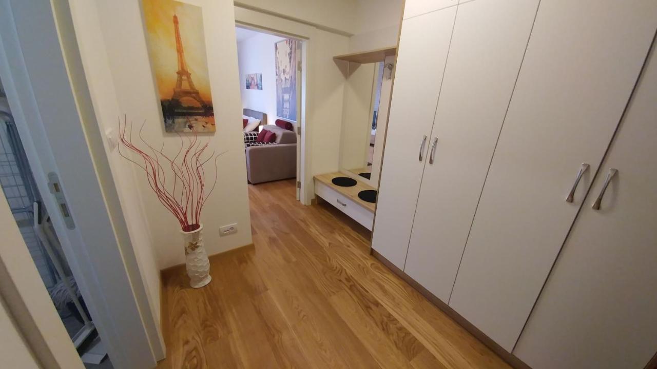 Apartments Delta A Blok - Savada 베오그라드 외부 사진